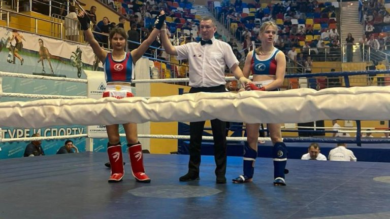 Пять медалей первенства России по кикбоксингу завоевали бойцы Иркутской области